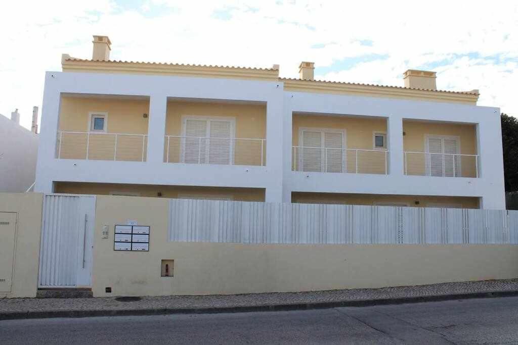 Sunhome Casas De Ferias Em 포티마오 외부 사진